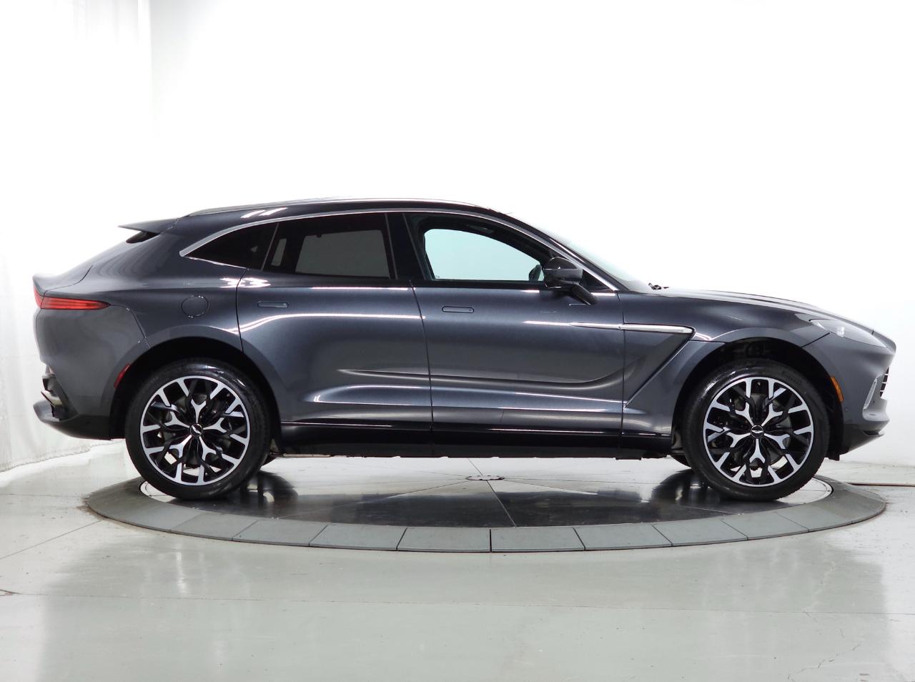 aston martin dbx 2021 SCFVUJAW1MTV02590 image aston martin dbx 2021 SCFVUJAW1MTV02590 image